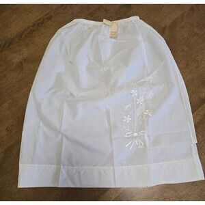 Vtg White Floral EMBROIDERED Half Slip  Nylon Size Large S. Klein Tag  60/70's